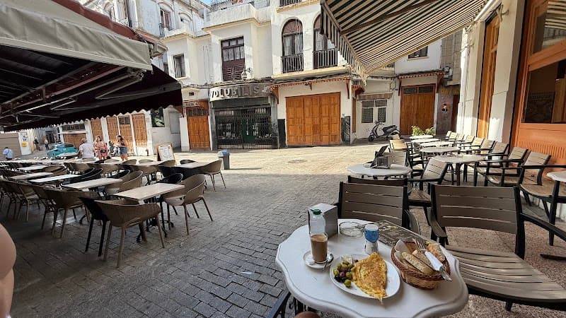 Café Tingis
